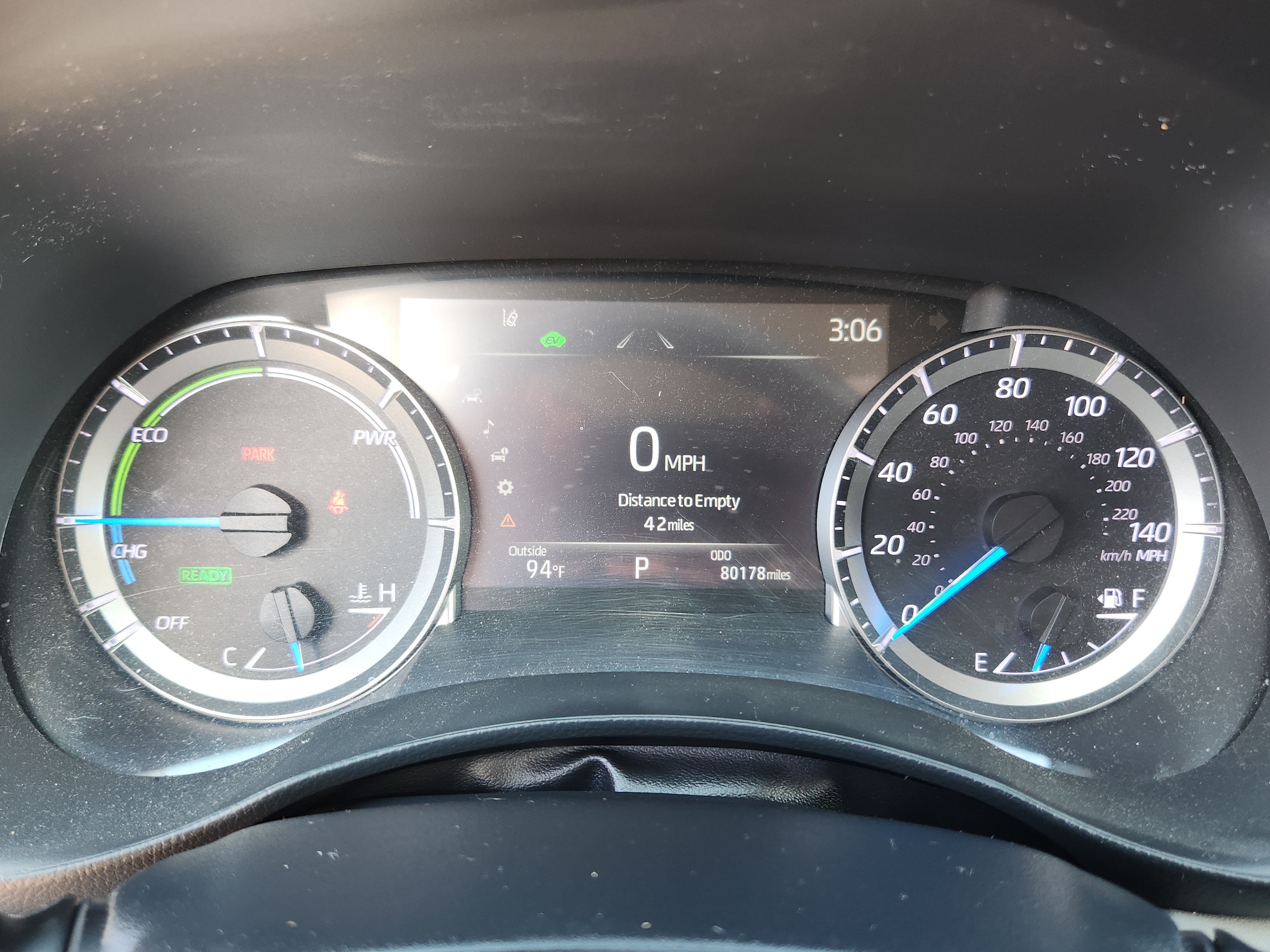 Used 2023 Toyota Highlander LE AWD/4WD image 12