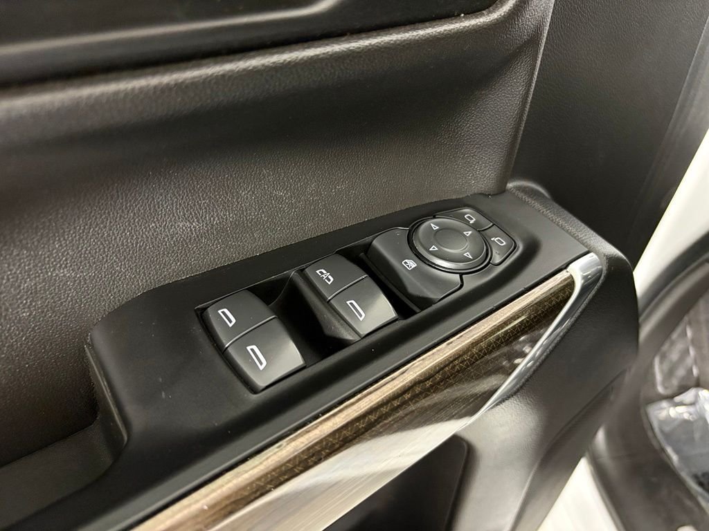 Used 2022 Chevrolet Silverado 1500 LT Trail Boss AWD/4WD image 14