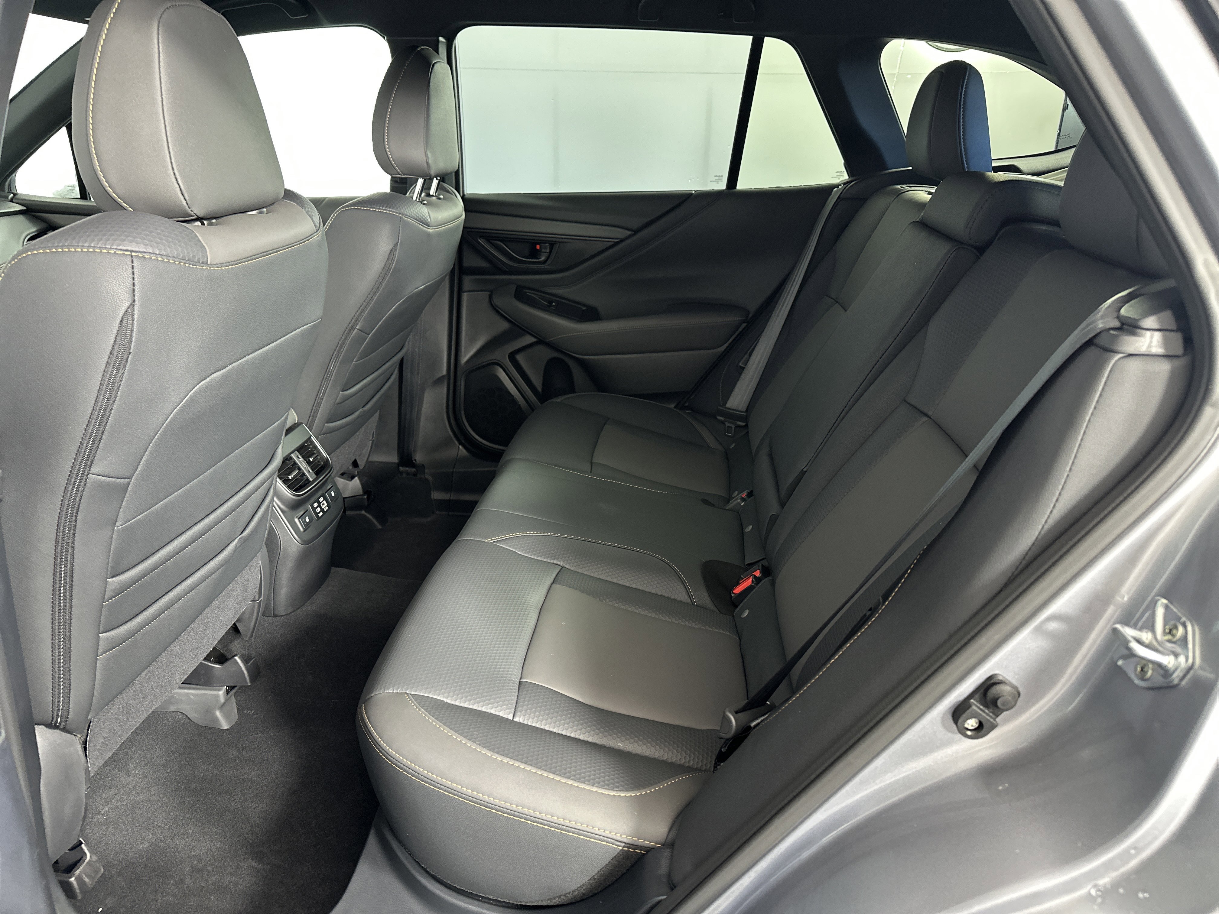 Used 2025 Subaru Outback Wilderness image 7