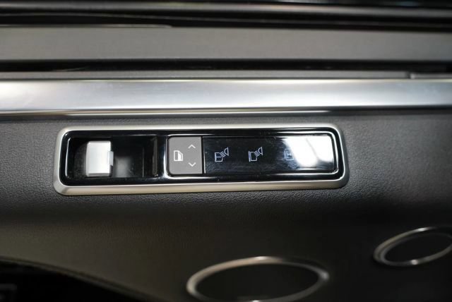 Used 2020 Land Rover Range Rover Long Wheelbase HSE AWD/4WD image 41