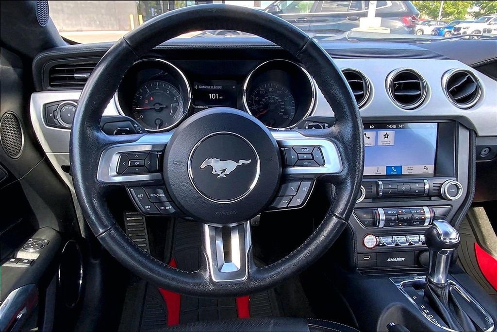 Used 2016 Ford Mustang Premium image 5