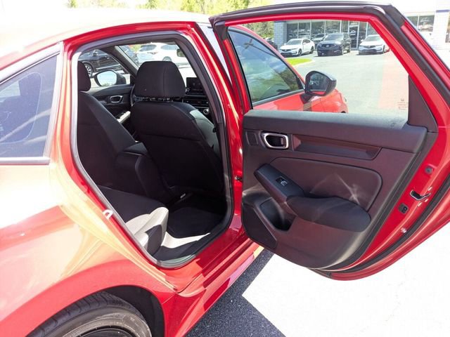 Used 2025 Honda Civic Sport image 31
