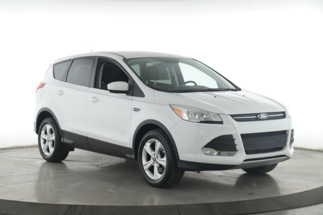 Used 2015 Ford Escape SE AWD/4WD image 2