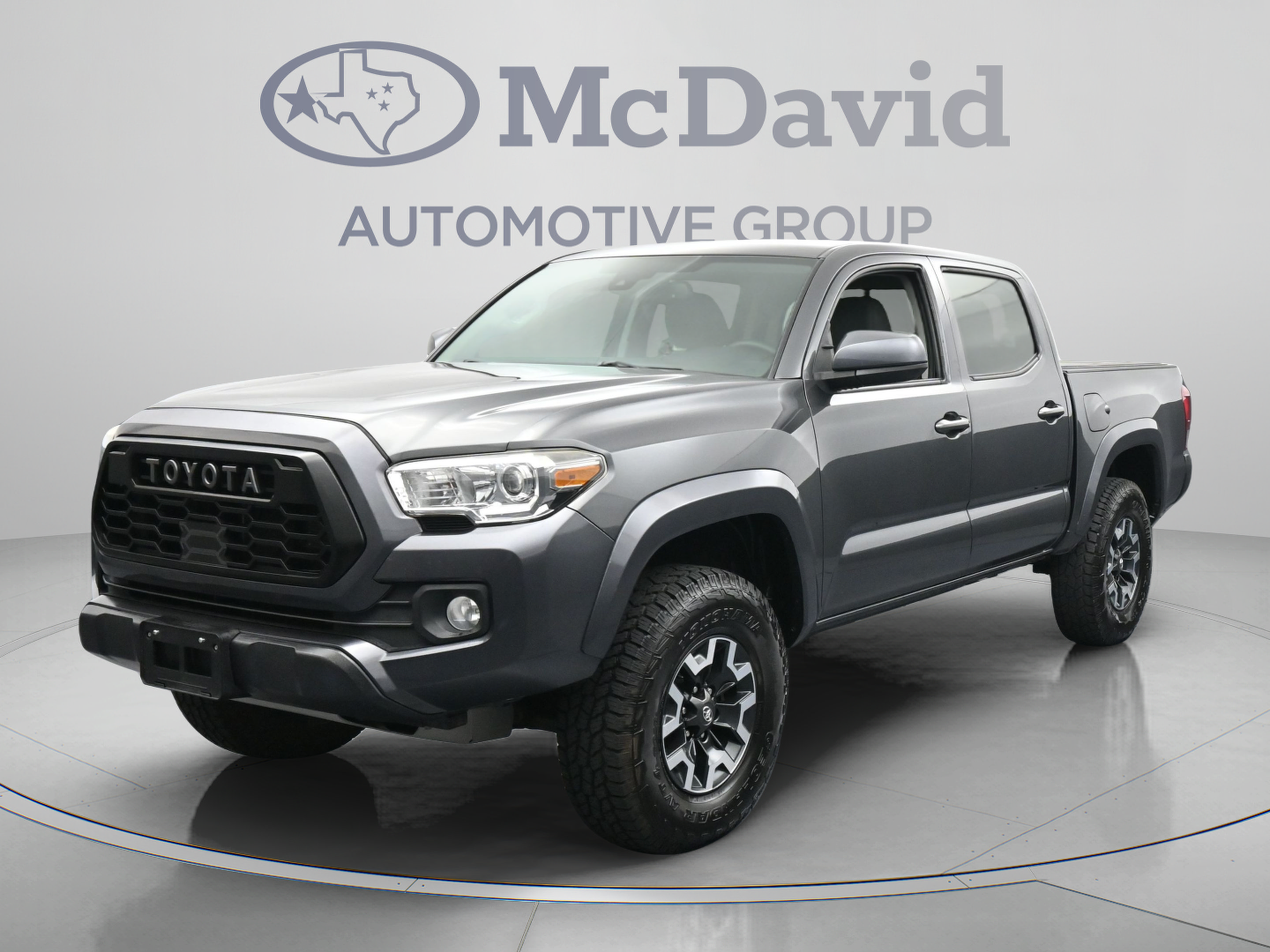 Used 2019 Toyota Tacoma SR5 AWD/4WD image 4