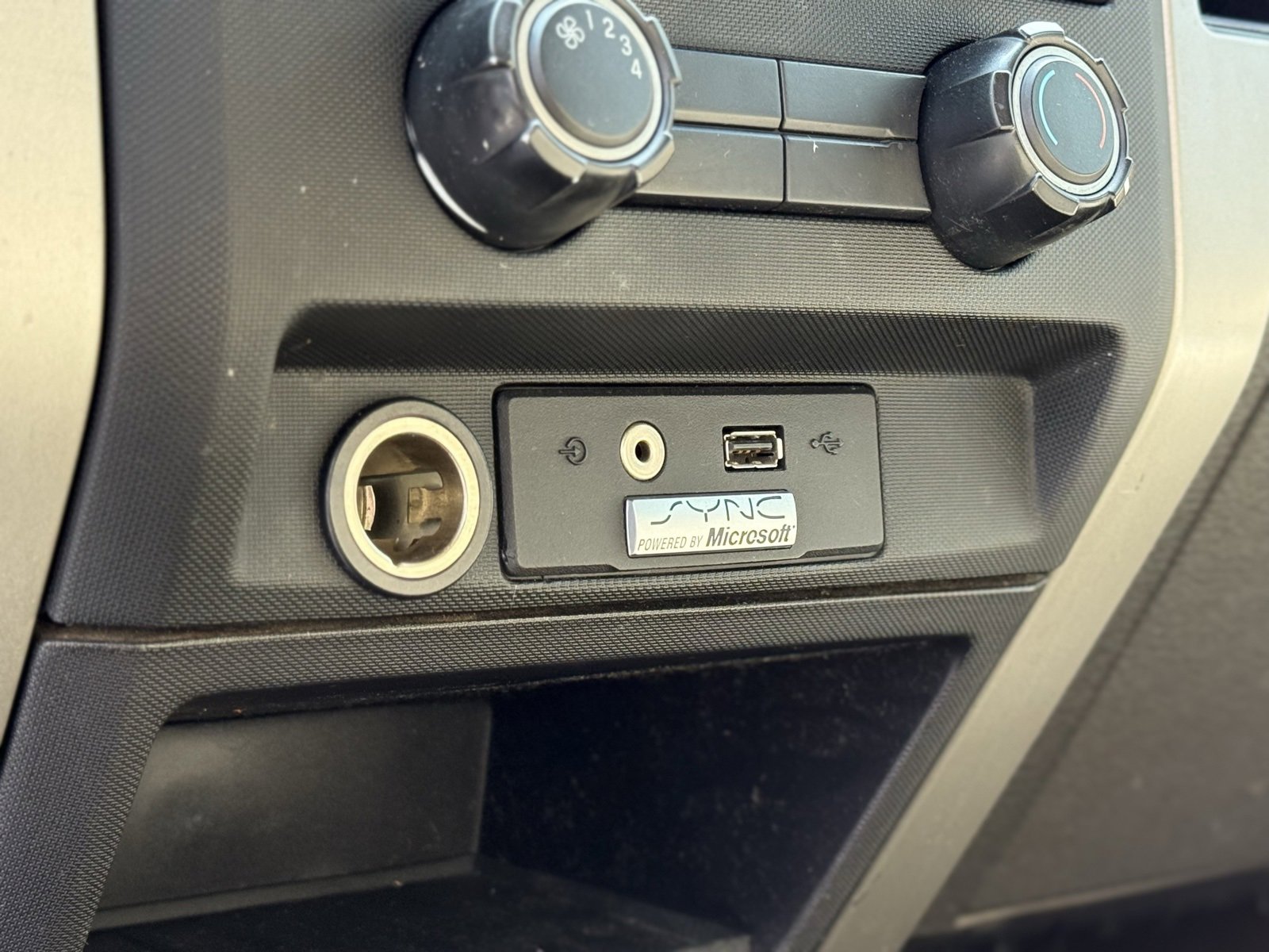 Used 2011 Ford F150 XLT w/ XLT Chrome Pkg image 20