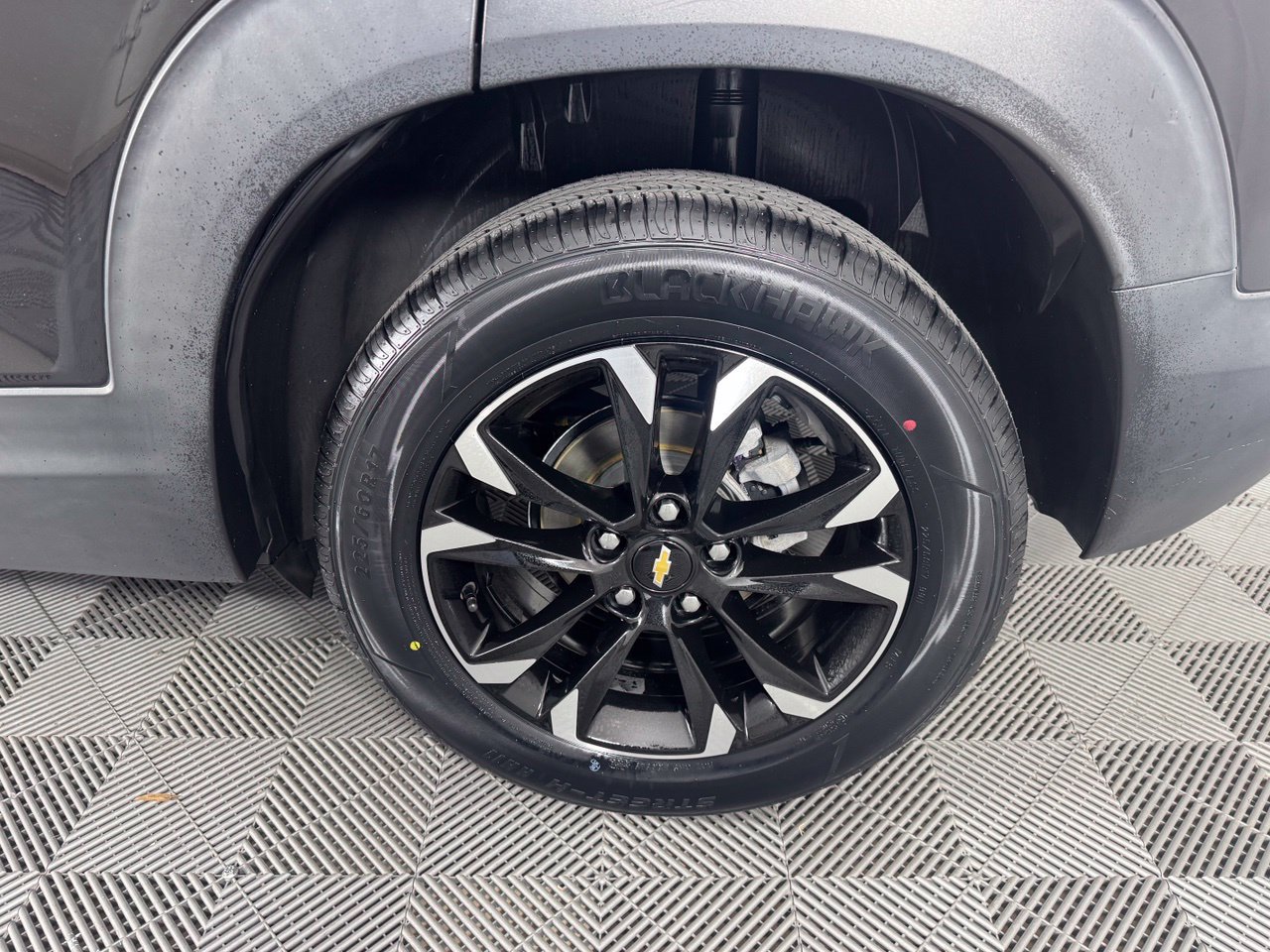 Used 2023 Chevrolet TrailBlazer LT FWD image 31