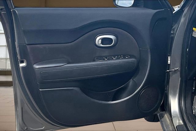 Used 2019 Kia Soul + FWD image 23