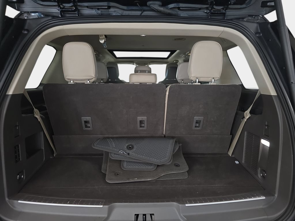 Used 2024 Lincoln Navigator Reserve AWD/4WD image 30