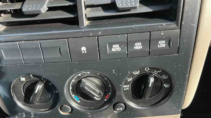 Used 2007 Ford Explorer Sport Trac XLT image 20