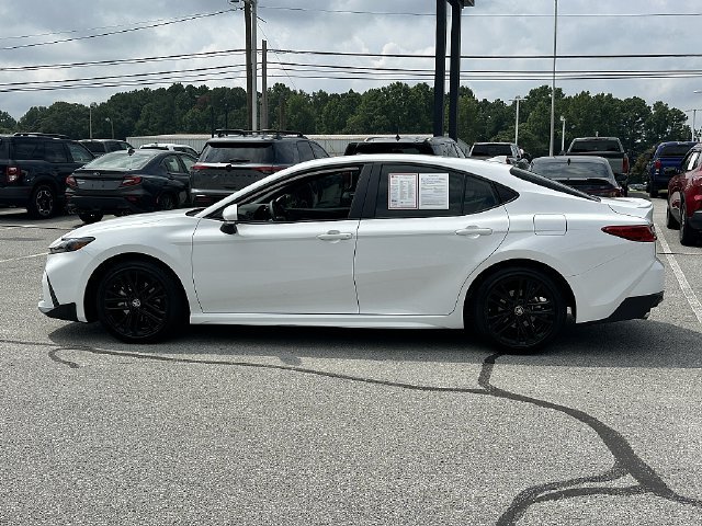Used 2026 Toyota Camry SE w/ Multimedia Upgrade Package FWD image 5