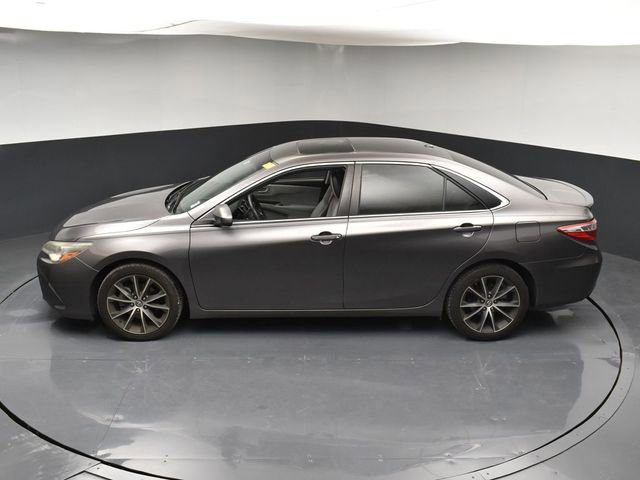 Used 2017 Toyota Camry XSE w/ Moonroof Package FWD image 45