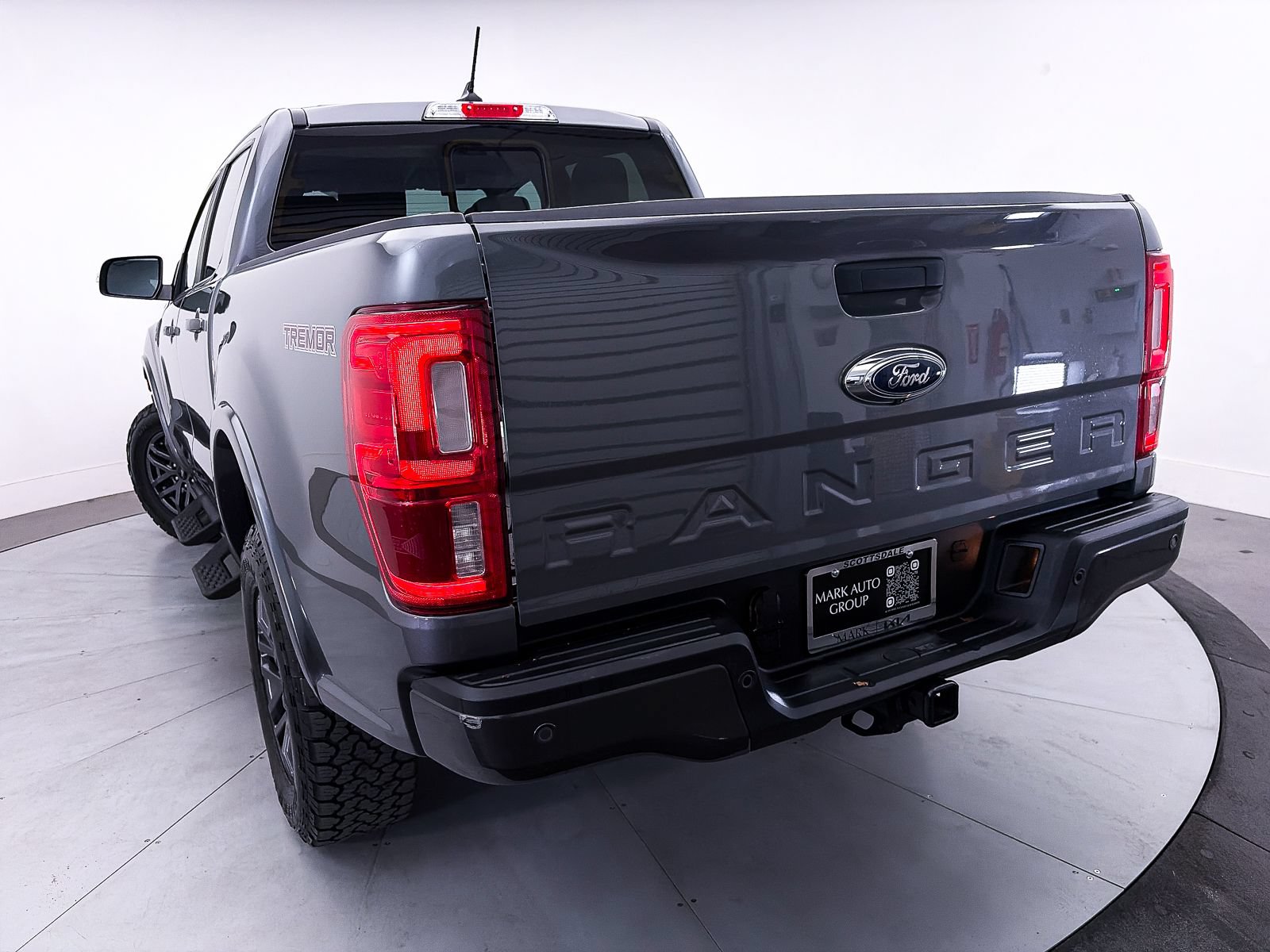 Used 2023 Ford Ranger Lariat w/ Tremor Off-Road Package AWD/4WD image 4