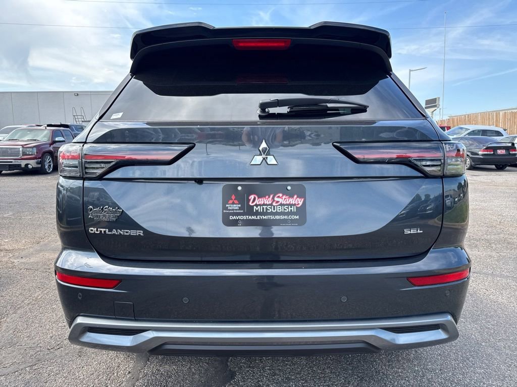 New 2026 Mitsubishi Outlander SEL FWD image 5