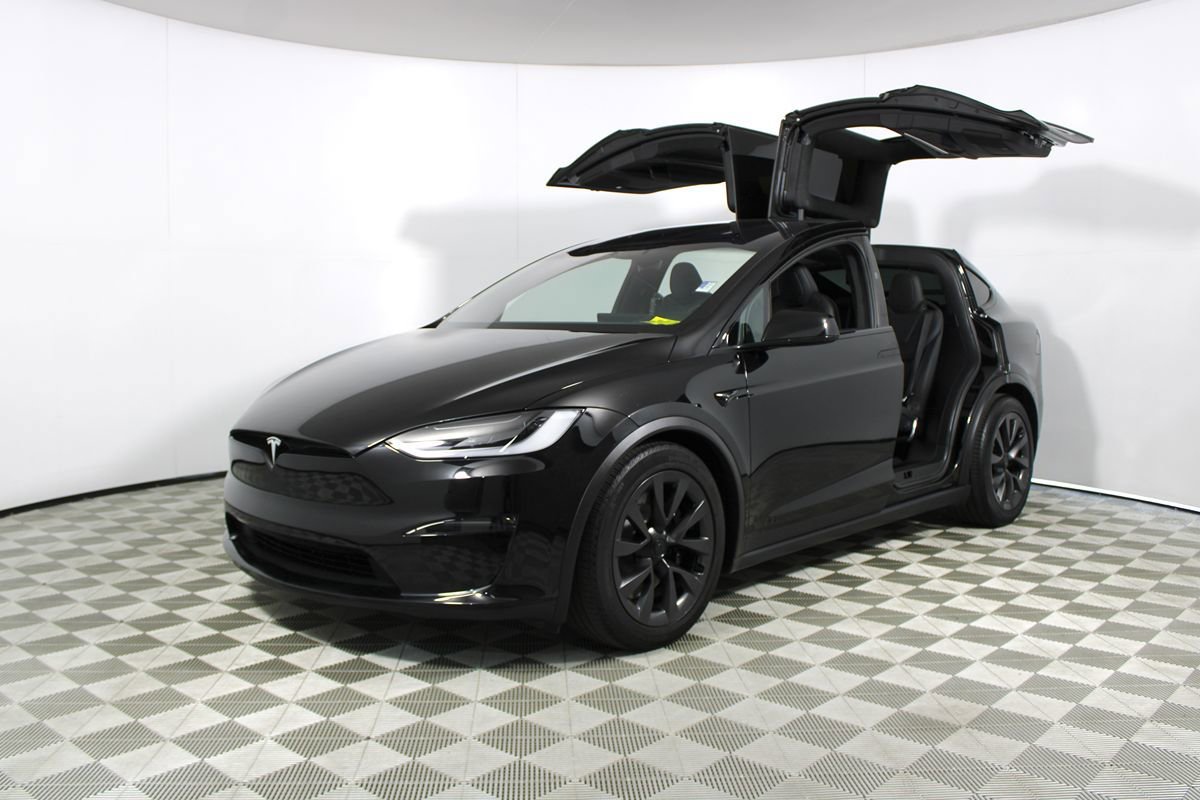 Used 2024 Tesla Model X AWD/4WD image 36