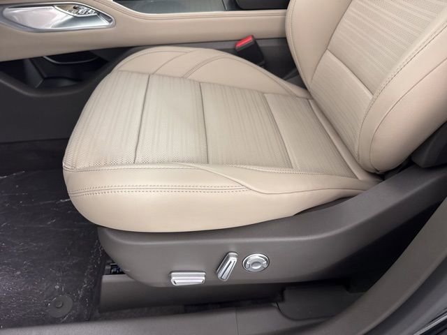 New 2025 Lincoln Nautilus Reserve w/ Jet Appearance Package image 15