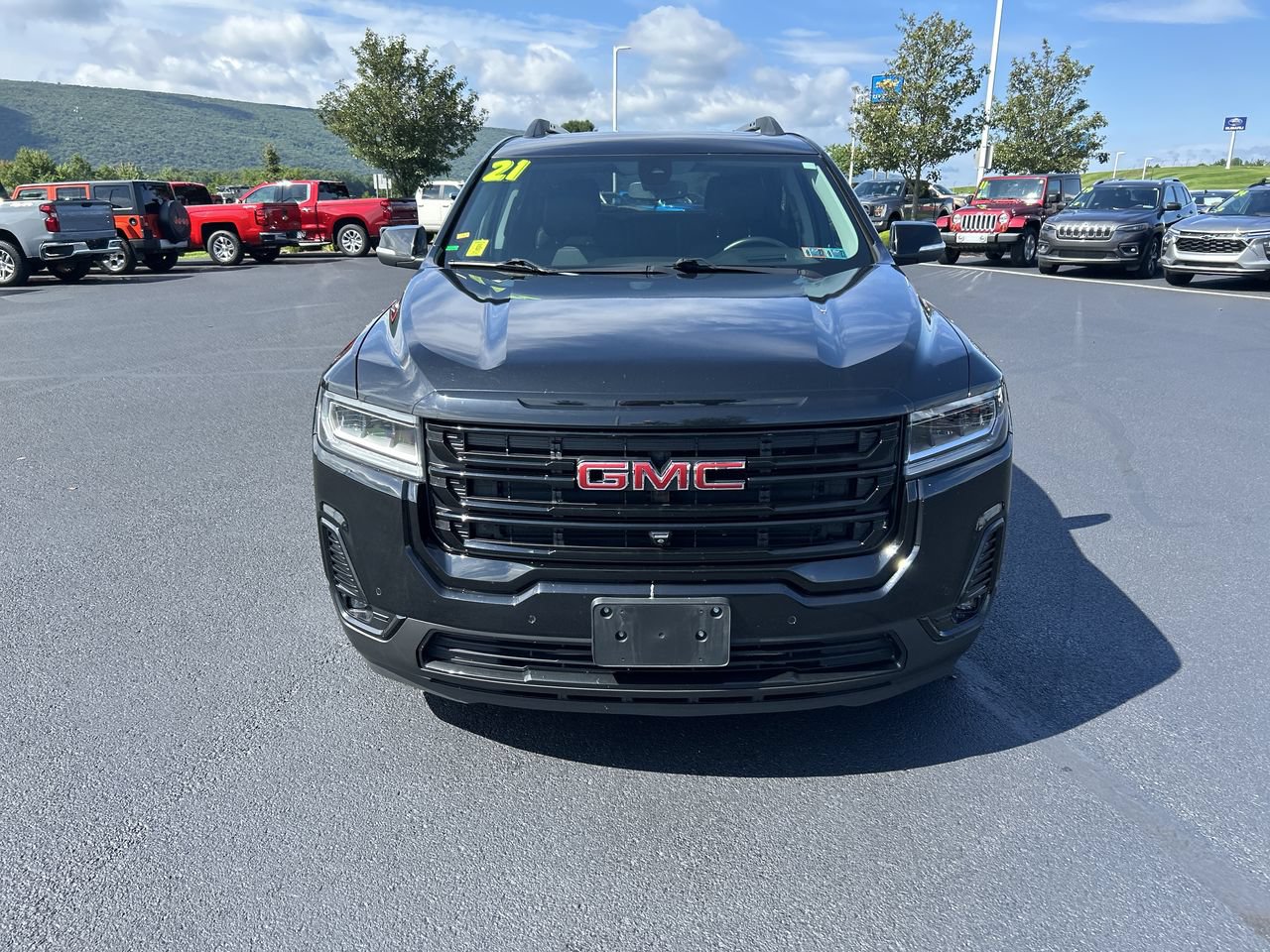 Used 2021 GMC Acadia SLT w/ Elevation Edition AWD/4WD image 2