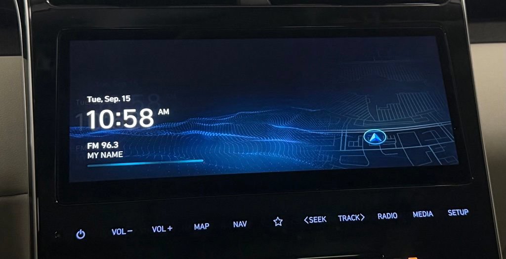Certified 2022 Hyundai Tucson Limited AWD/4WD image 18