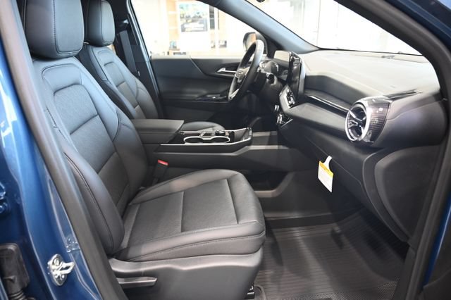 New 2027 Chevrolet Equinox LT w/ Convenience Package II FWD image 10