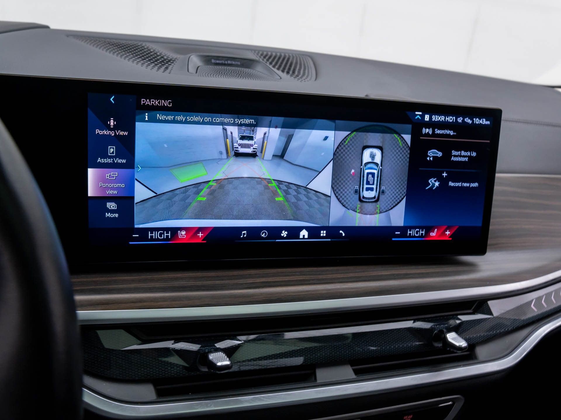 Certified 2025 BMW X7 xDrive40i w/ Executive Package image 29