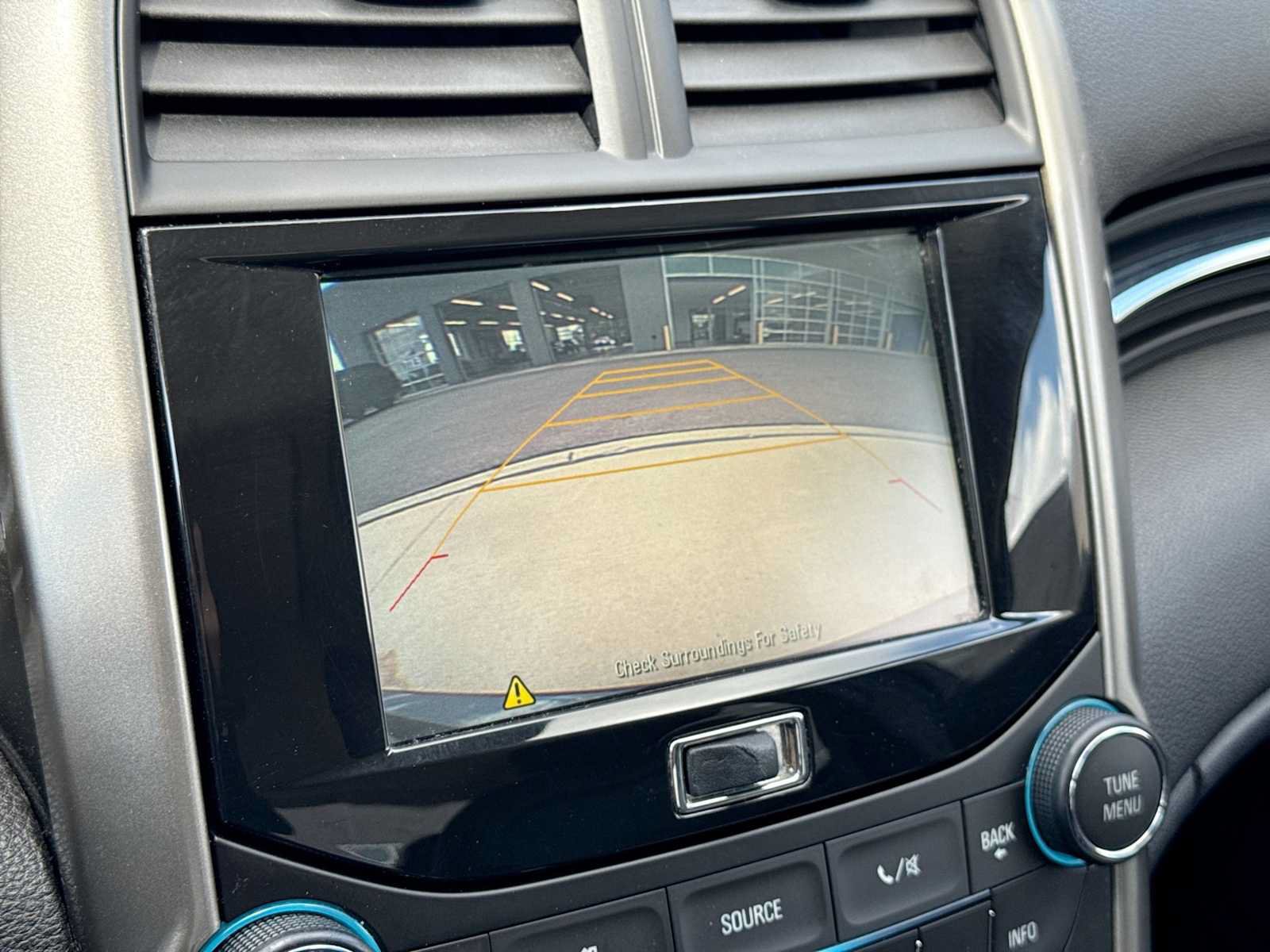 Used 2015 Chevrolet Malibu LT w/ Leather Package FWD image 30