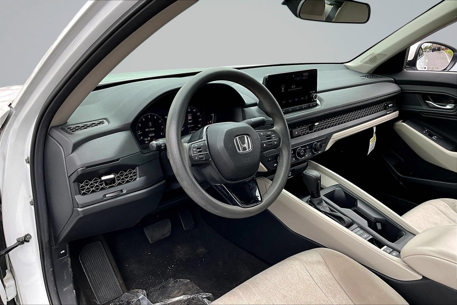 Used 2024 Honda Accord EX image 18