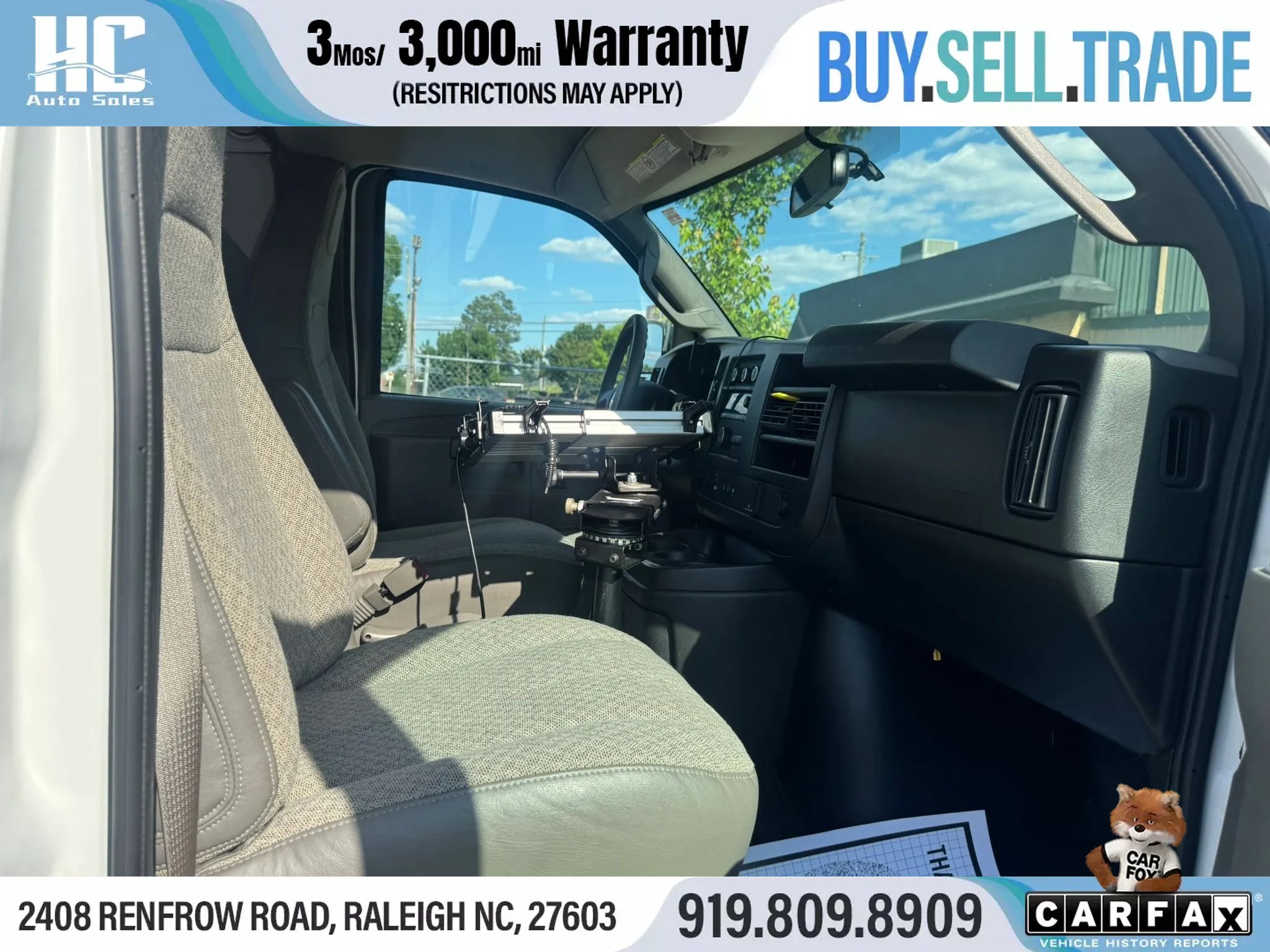 Used 2021 Chevrolet Express 2500 RWD image 18