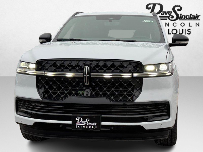 New 2025 Lincoln Navigator L Reserve w/ Jet Appearance Package image 2