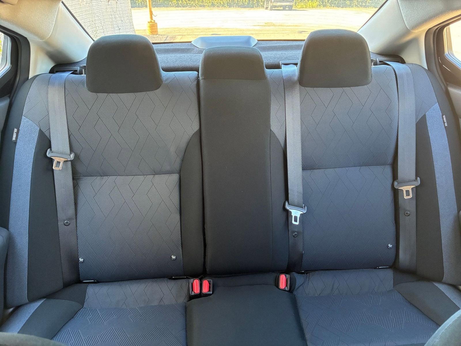 Used 2025 Nissan Versa SV FWD image 36