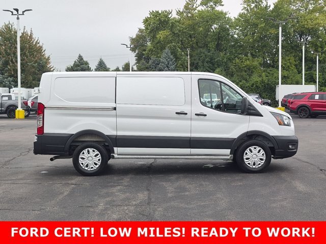 Certified 2025 Ford Transit 250 Low Roof RWD image 4