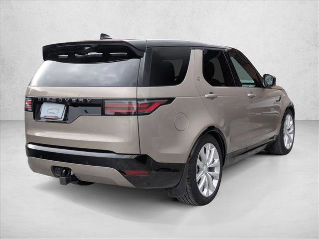 Certified 2024 Land Rover Discovery Dynamic SE image 5