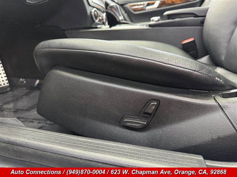 Used 2014 Mercedes-Benz C 250 Sedan image 26