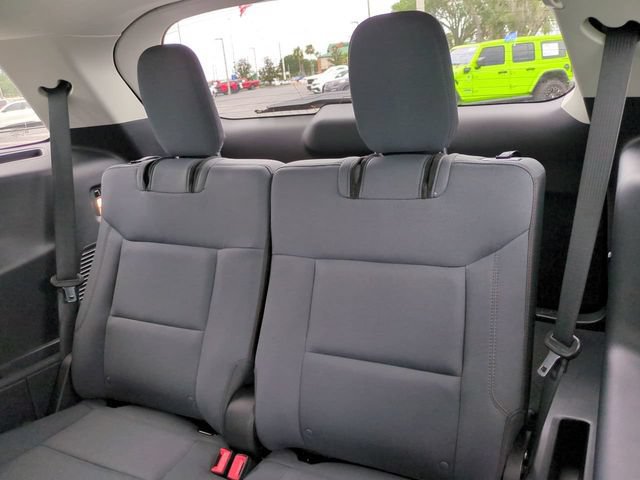 Used 2026 Ford Explorer Active RWD image 16