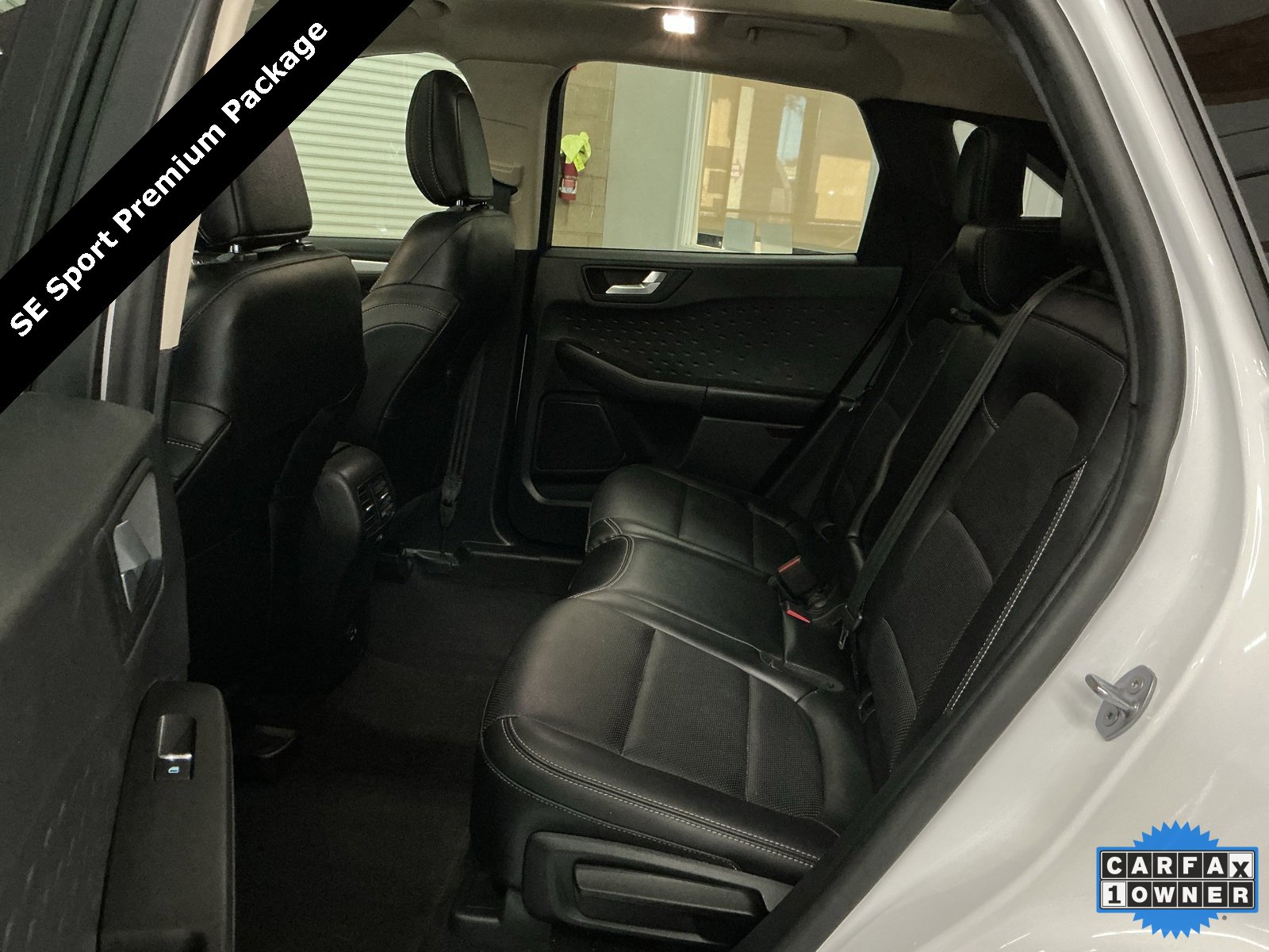 Used 2020 Ford Escape SE Sport image 16