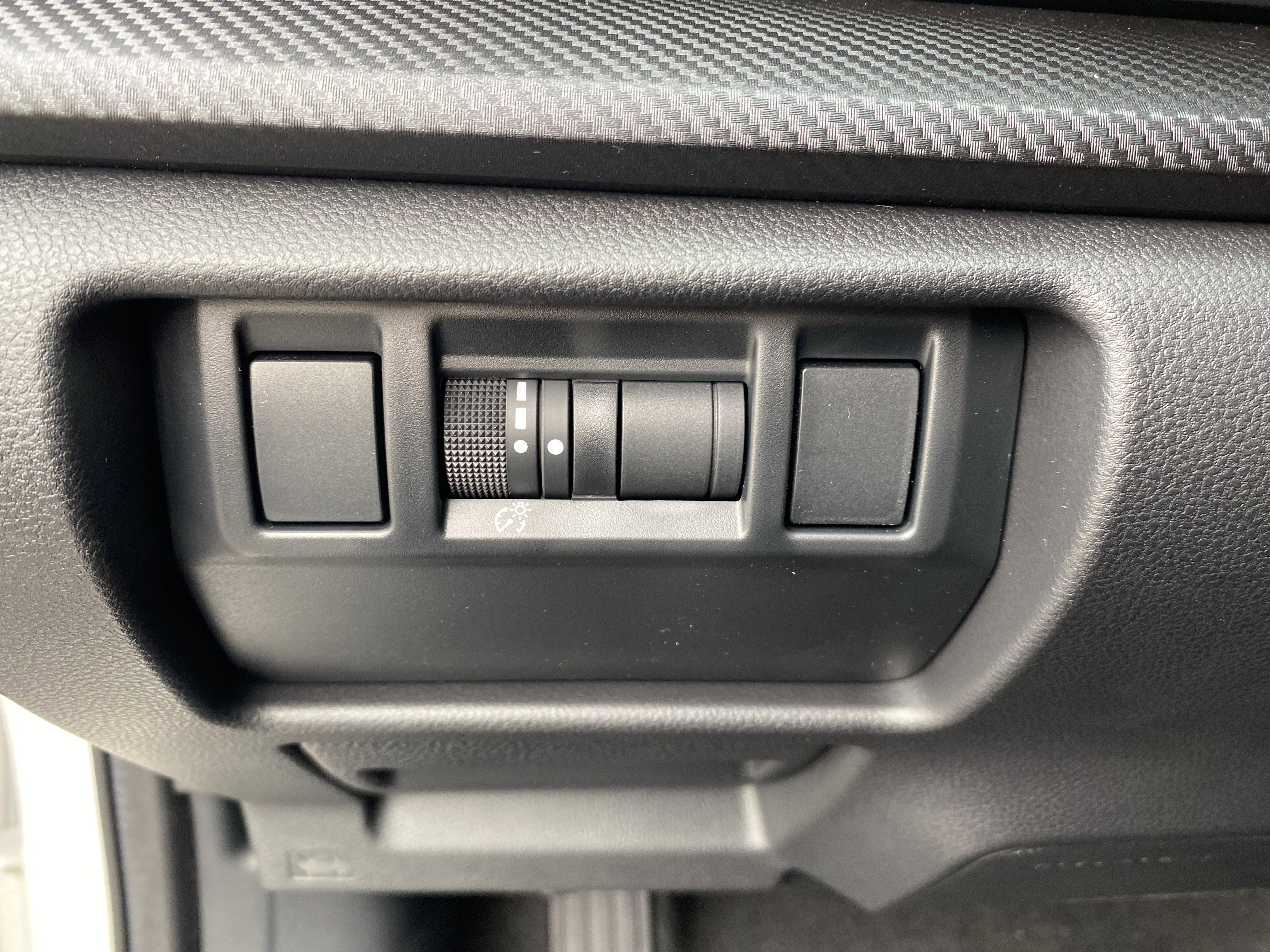 New 2025 Subaru Crosstrek 2.5i Limited w/ Crosstrek Mirror Package image 14