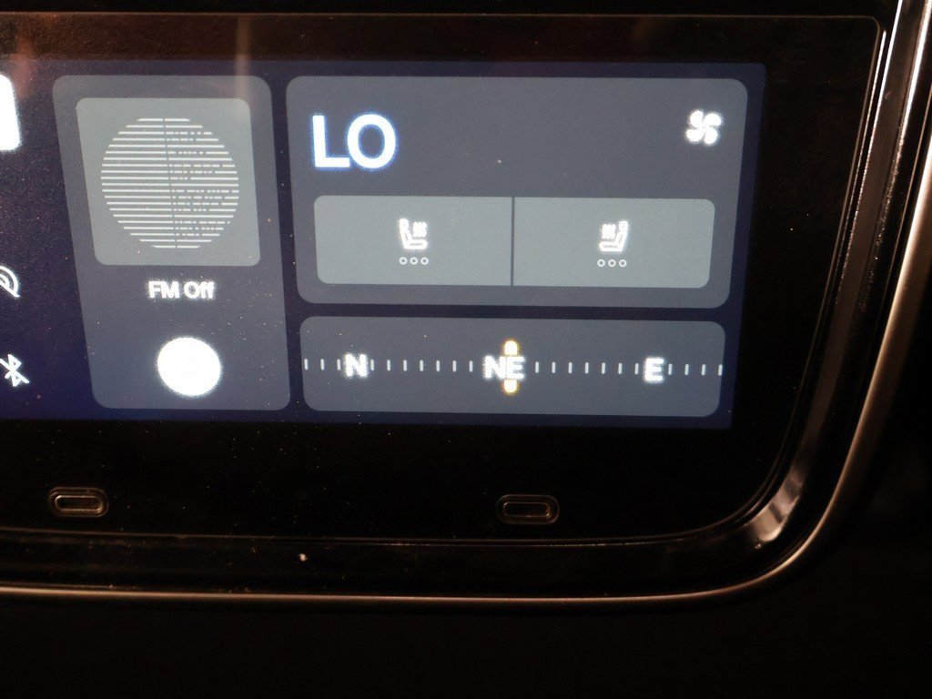 Used 2022 Rivian R1T Adventure image 51