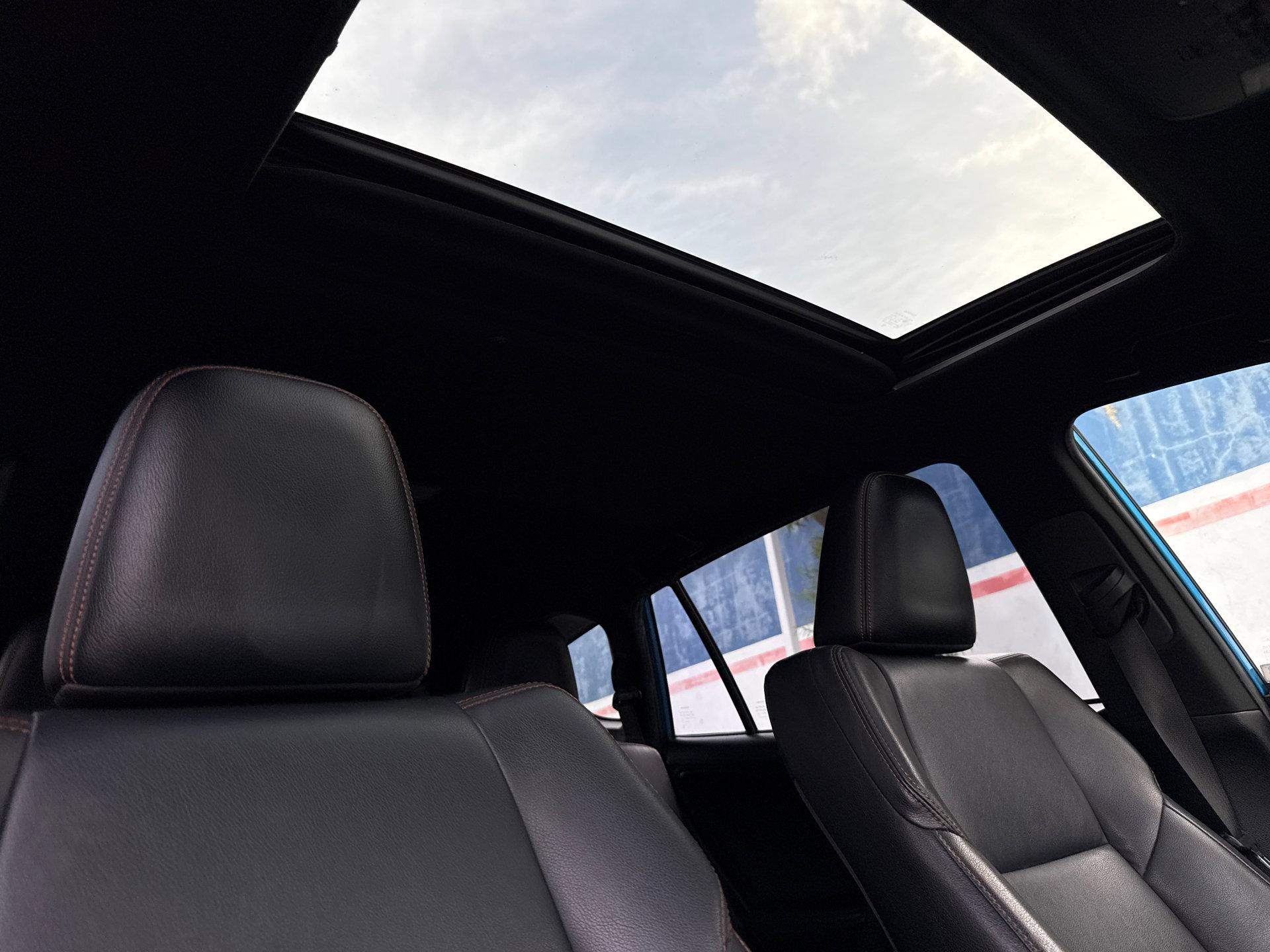 Certified 2018 Toyota RAV4 SE AWD/4WD image 15