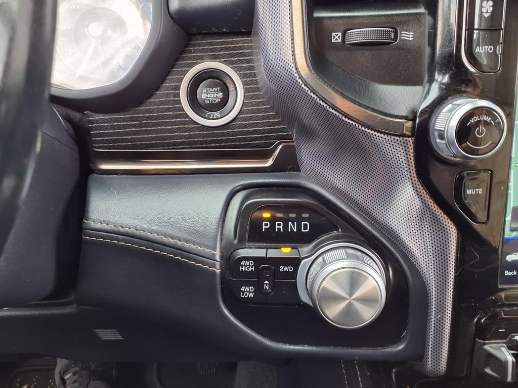 Used 2021 RAM 2500 Limited w/ Body Color Bumper Group AWD/4WD image 8