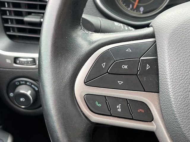 Used 2021 Jeep Cherokee Latitude Lux image 25