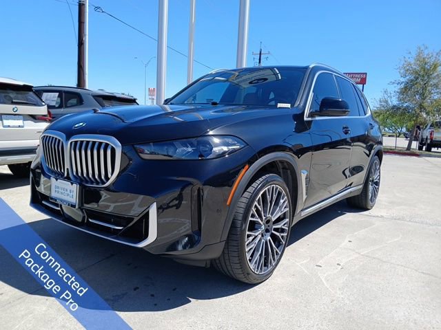 Used 2024 BMW X5 sDrive40i w/ Parking Assistance Package image 3