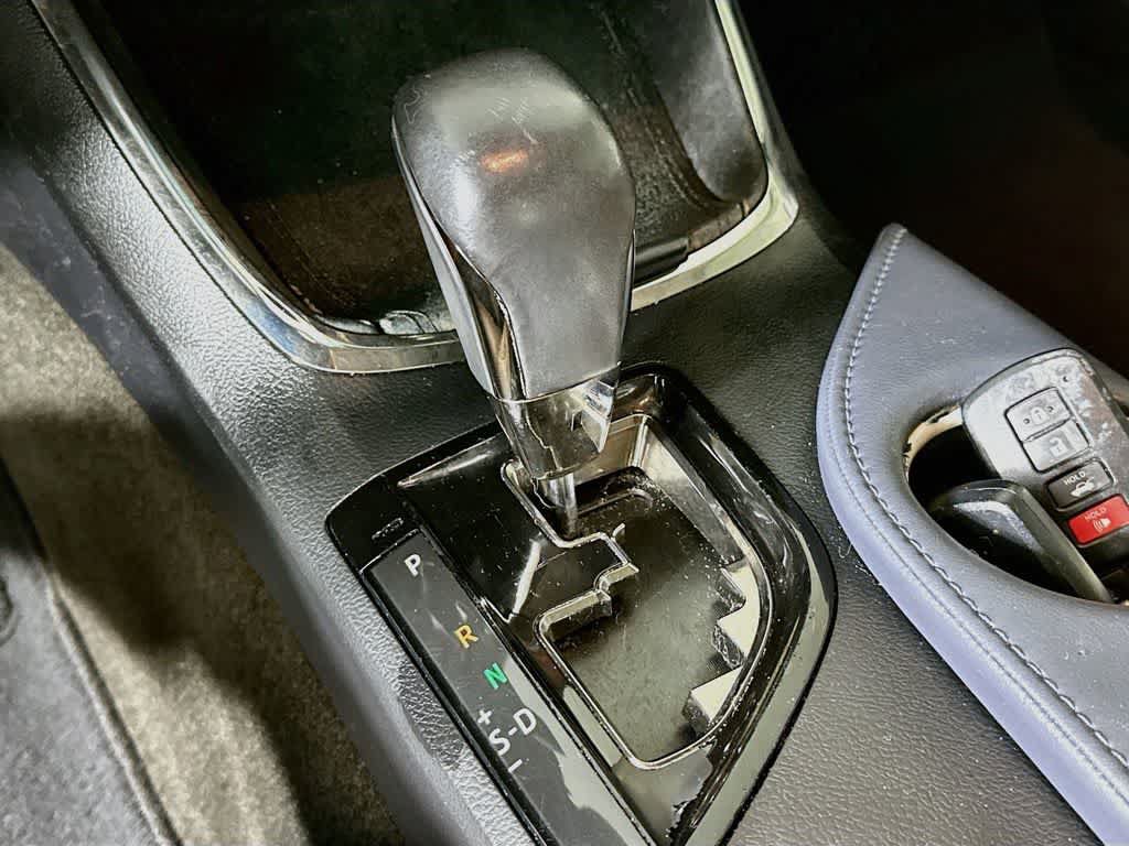 Used 2013 Toyota Avalon Limited FWD image 19