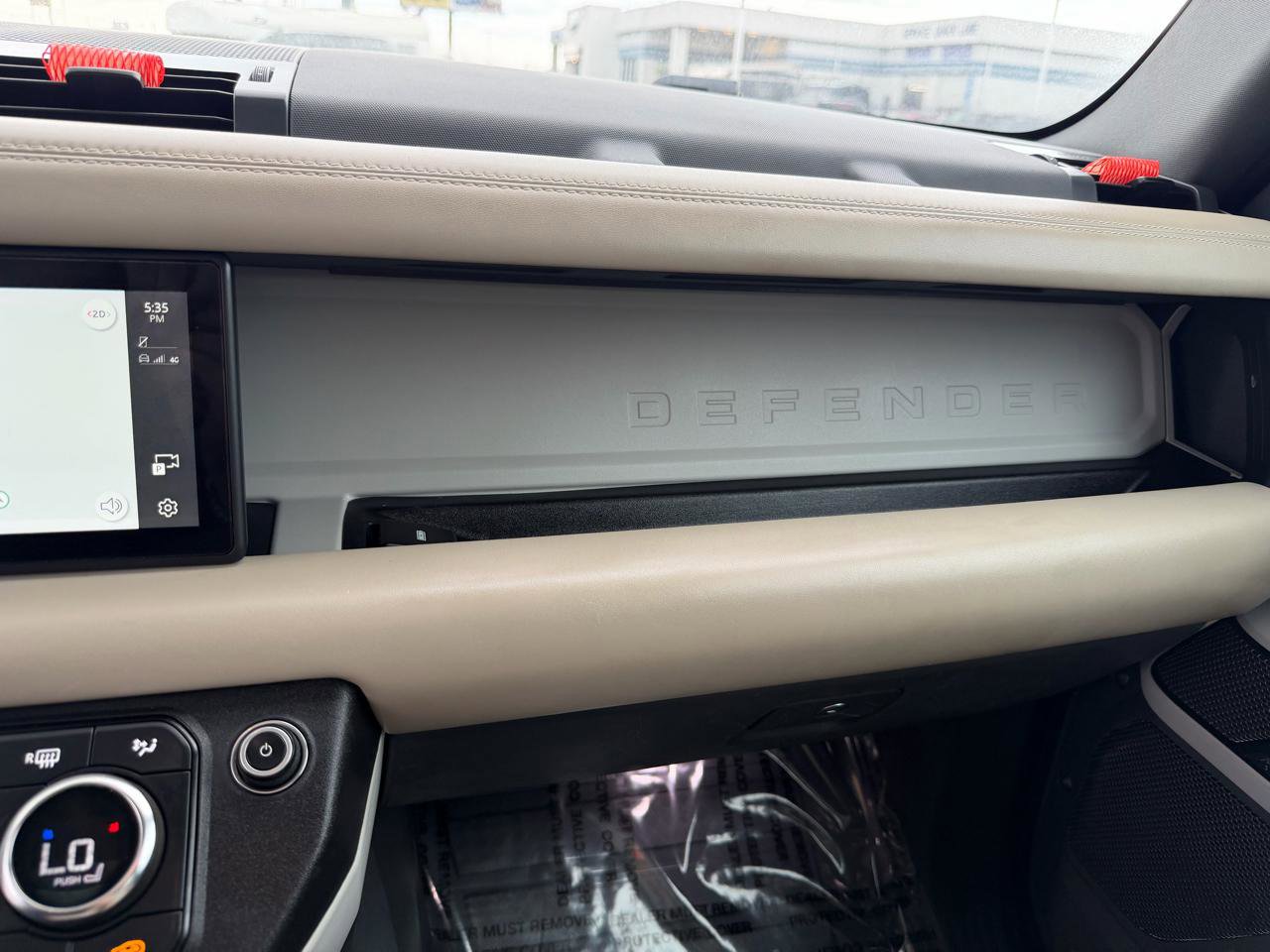 Used 2020 Land Rover Defender 110 HSE AWD/4WD image 33