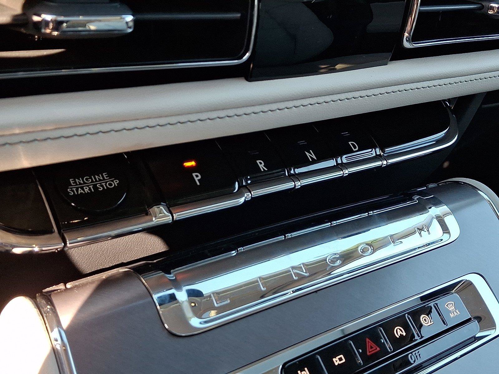 New 2027 Lincoln Aviator AWD image 19