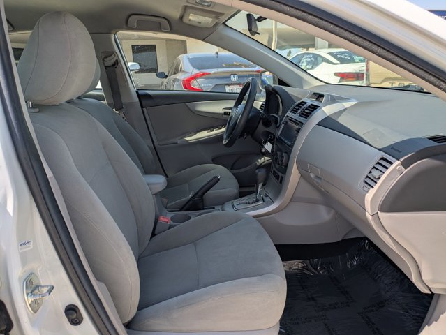 Used 2013 Toyota Corolla LE image 18