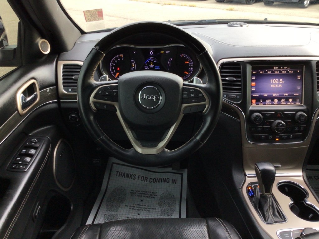Used 2017 Jeep Grand Cherokee Overland AWD/4WD image 14