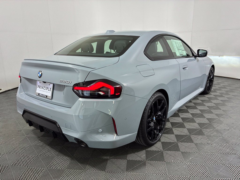 New 2026 BMW 230i Coupe w/ M Sport Package RWD image 5