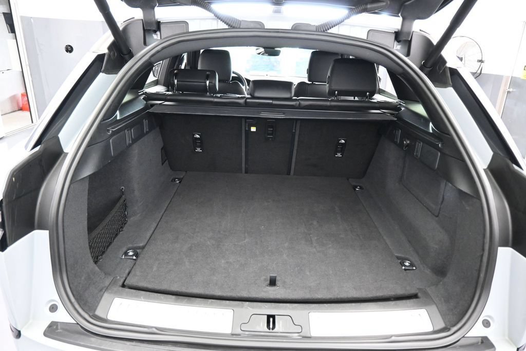 Used 2025 Land Rover Range Rover Velar Dynamic SE AWD/4WD image 40