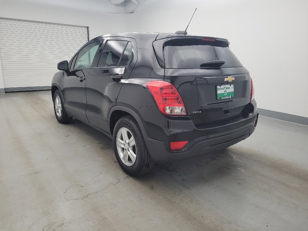 Used 2019 Chevrolet Trax LS w/ Tint and Cruise Package FWD image 5