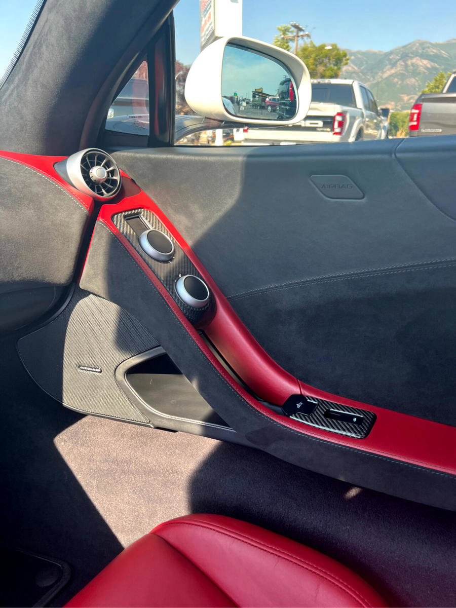 Used 2012 McLaren MP4-12C Coupe image 35