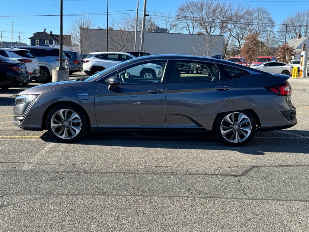 Used 2018 Honda Clarity Plug-In Hybrid image 2