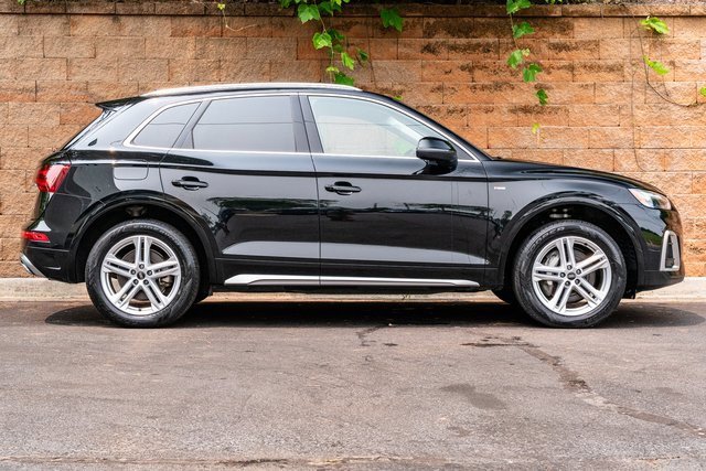 Used 2021 Audi Q5 e Premium Plus w/ Premium Plus Package image 4